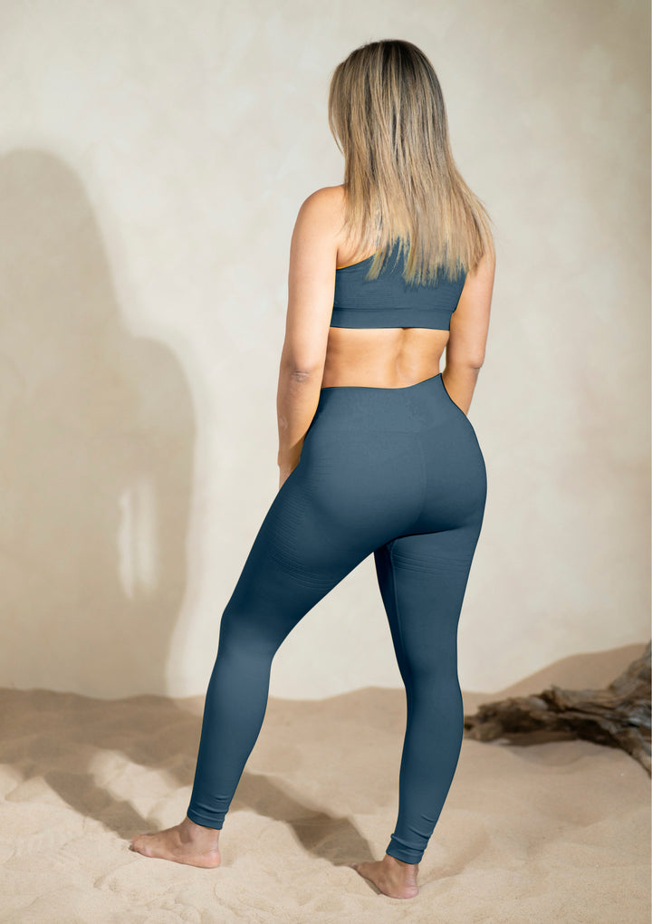 Vanity-Couture-Womens-Luxury-Athleisure-Fitness-Attire-Yoga-Pilates-Gym-Clothing-Penelope-Compression-Seamless-Sports-Leggings-Tights-in-Bright-Blue-Blueberry-Navy